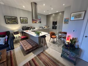 Photo 8- click for photo gallery